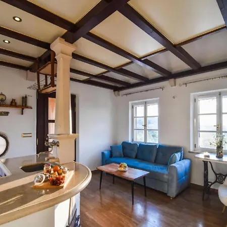 Villa Mediterranean With Pool