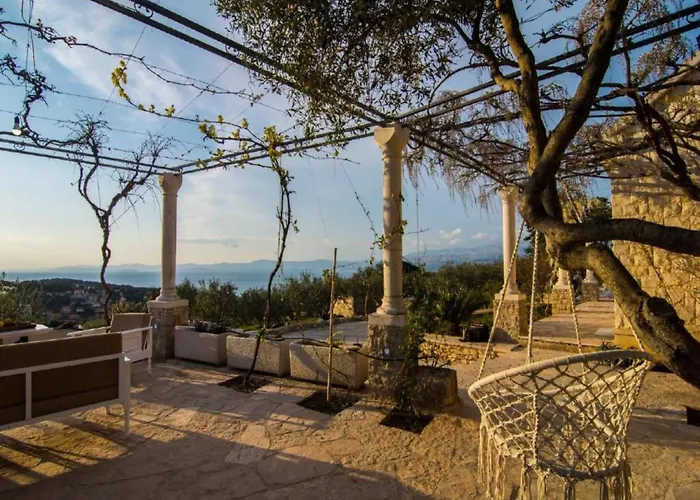 Mediterranean With Pool Splitska