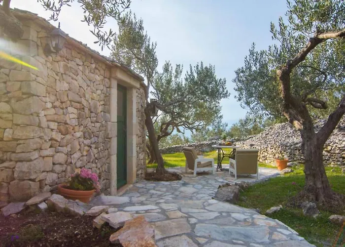 Mediterranean With Pool Villa Splitska